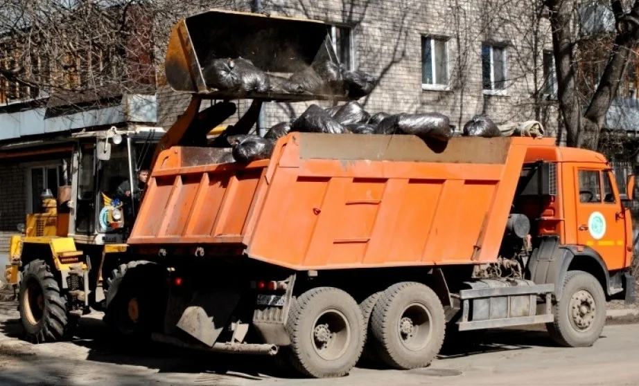 Вывоз мусора грузовым фургоном 5 тонн в Барнауле – ПроМусор, аренда, цена от 1568 руб