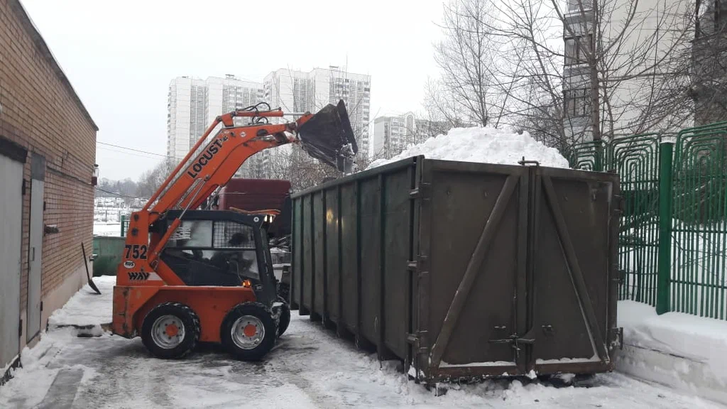 Вывоз снега контейнерами в Барнауле — цена от 3237 руб., заказать контейнер для снега в ПроМусор
